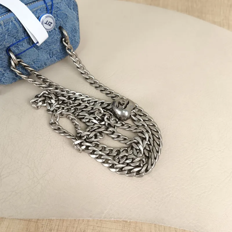 Chanel Crossbody Bag23p Edition Blue nano10 × 7 × 9 cm — detail view 1 of 12