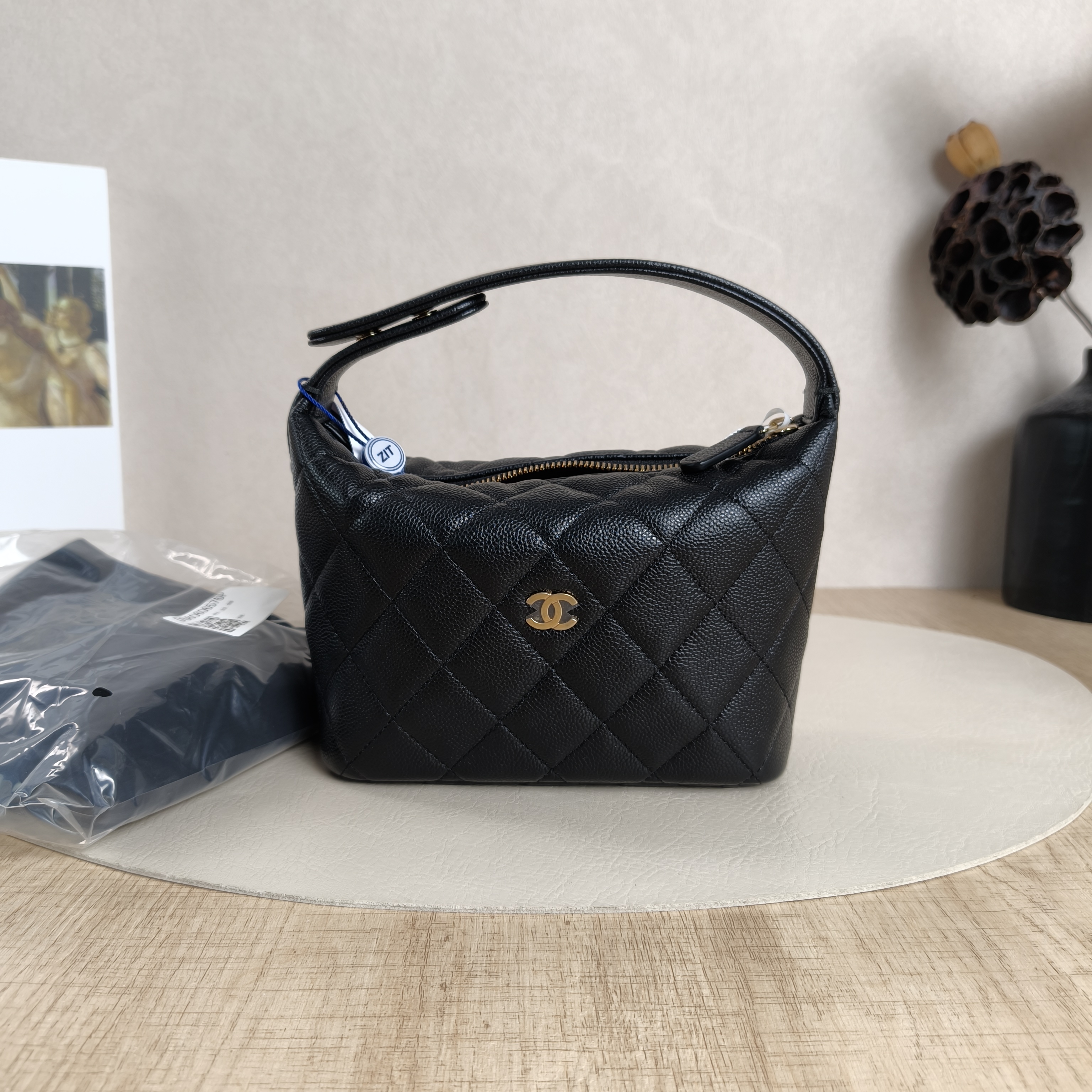 Chanel Pre-Owned Bag · DS60606576 — cover view 10 of 10