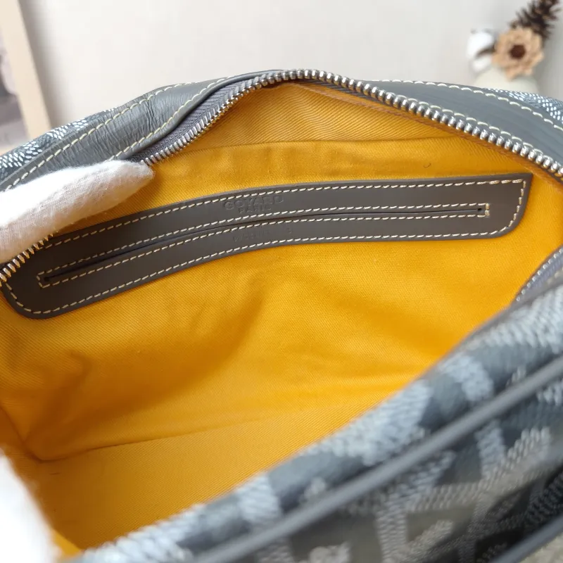 GOYARD Crossbody Bag Cap Vert Camera Bag Grey PVC Small 22 × 6.5 × 13 cm — detail view 3 of 11