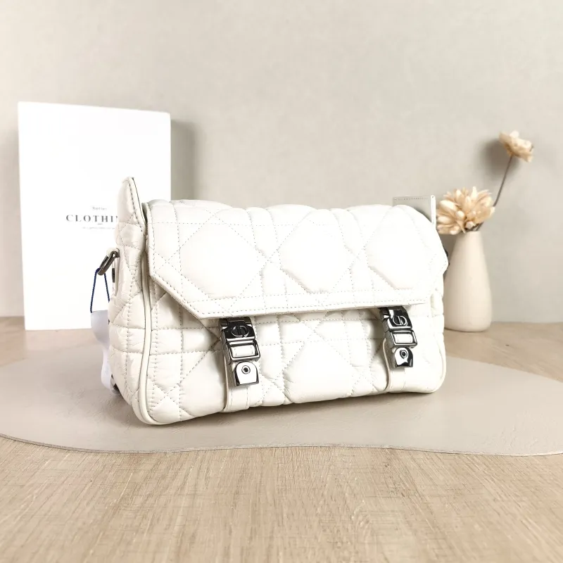 DIOR Crossbody Bag camp Messenger Bag White Calfskin Small 23 × 8 × 15 cm — cover view 5 of 5