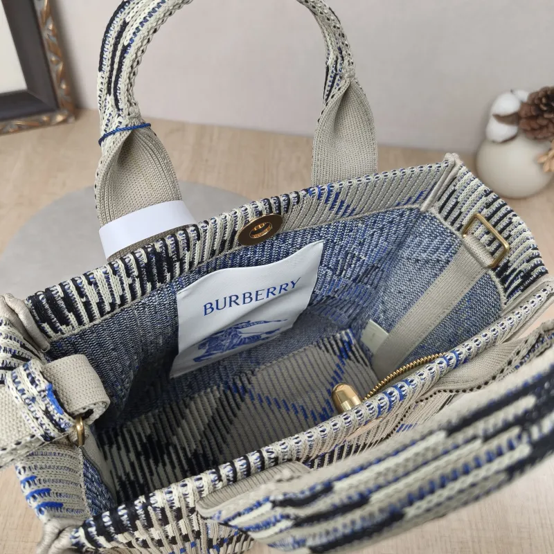 BURBERRY Top Handle Bag Tote Bag Black · Blue · Canvas One Size25 × 11 × 21 cm — detail view 5 of 18