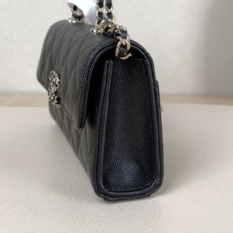 Chanel Crossbody Bag kelly Black Grained Calfskin One Size 18 × 4.5 × 10 cm — detail view 4 of 14