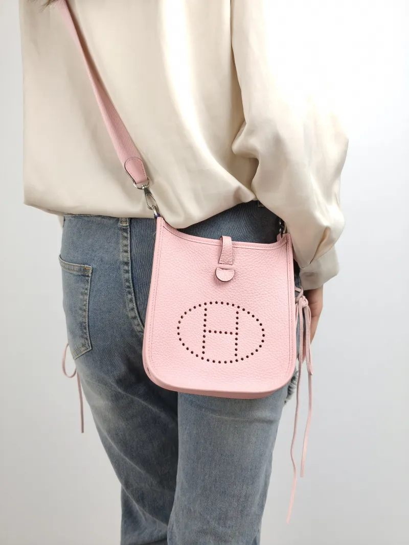 Hermès Crossbody Bag Evelyne Mini 16 Mini 16 TC Calfskin Mini 17 × 5.5 × 18 cm K — on-model view 1 of 2