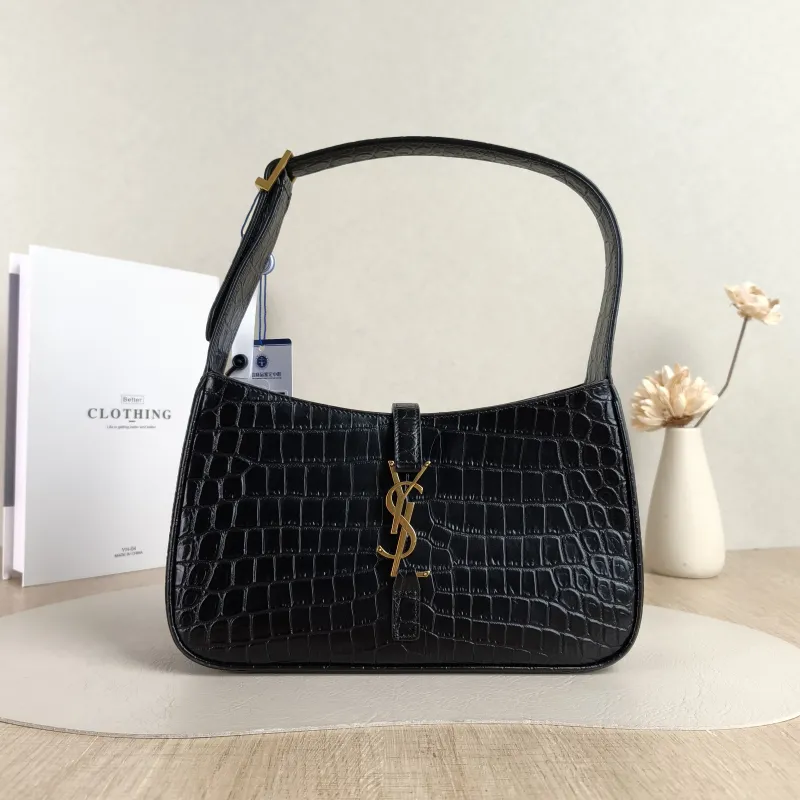 SAINT LAURENT Shoulder Bag LE 5 À 7 Black Calfskin Small 23 × 6.5 × 16 cm