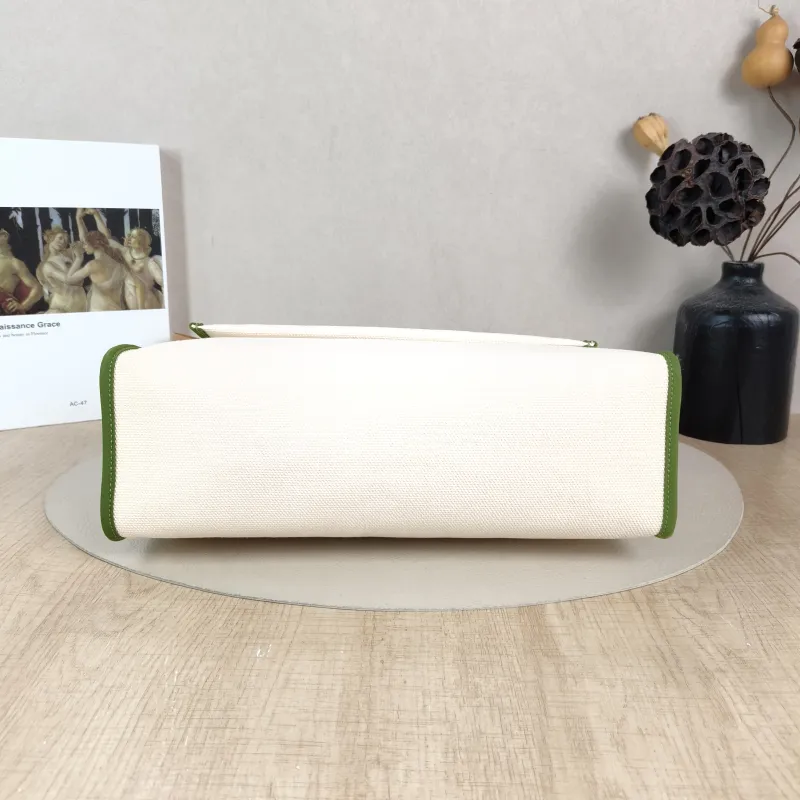 Hermès Crossbody Bag Herbag 31Green White Canvas Medium30.5 × 11 × 25.5 cm — cover view 3 of 6