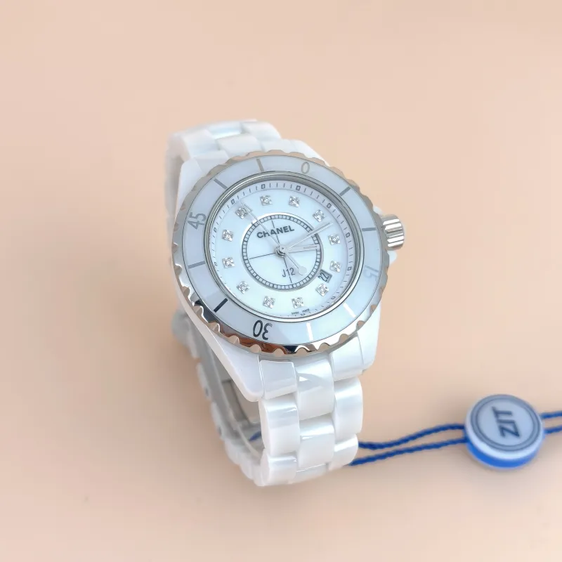 Chanel Watch J12Collection H1628Watch White One Size 33mm — cover view 2 of 7
