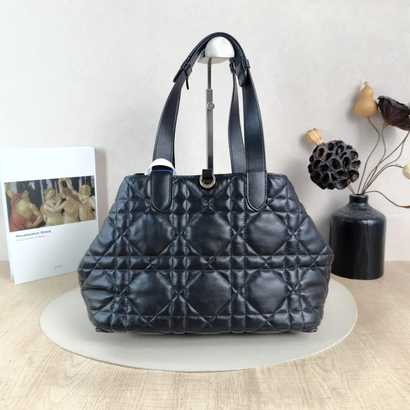 DIOR Top Handle Bag TOUJOURS Black Calfskin Medium28.5 × 17 × 21.5 cm — cover view 2 of 5