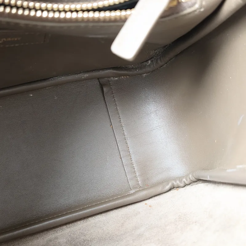 SAINT LAURENT Shoulder Bag LE 5 À 7 Hobo Calfskin Small 22 × 8.5 × 23 cm — detail view 7 of 9