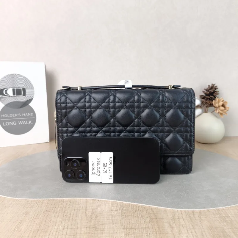 DIOR Crossbody Bag My Chain Bag Black Lambskin One Size 24 × 6.5 × 15 cm — cover view 4 of 5