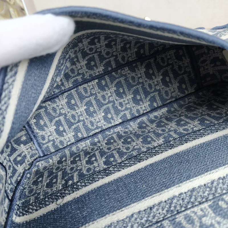 DIOR Crossbody Bag camp Messenger Bag Canvas Small23 × 8 × 15 cm — detail view 8 of 12