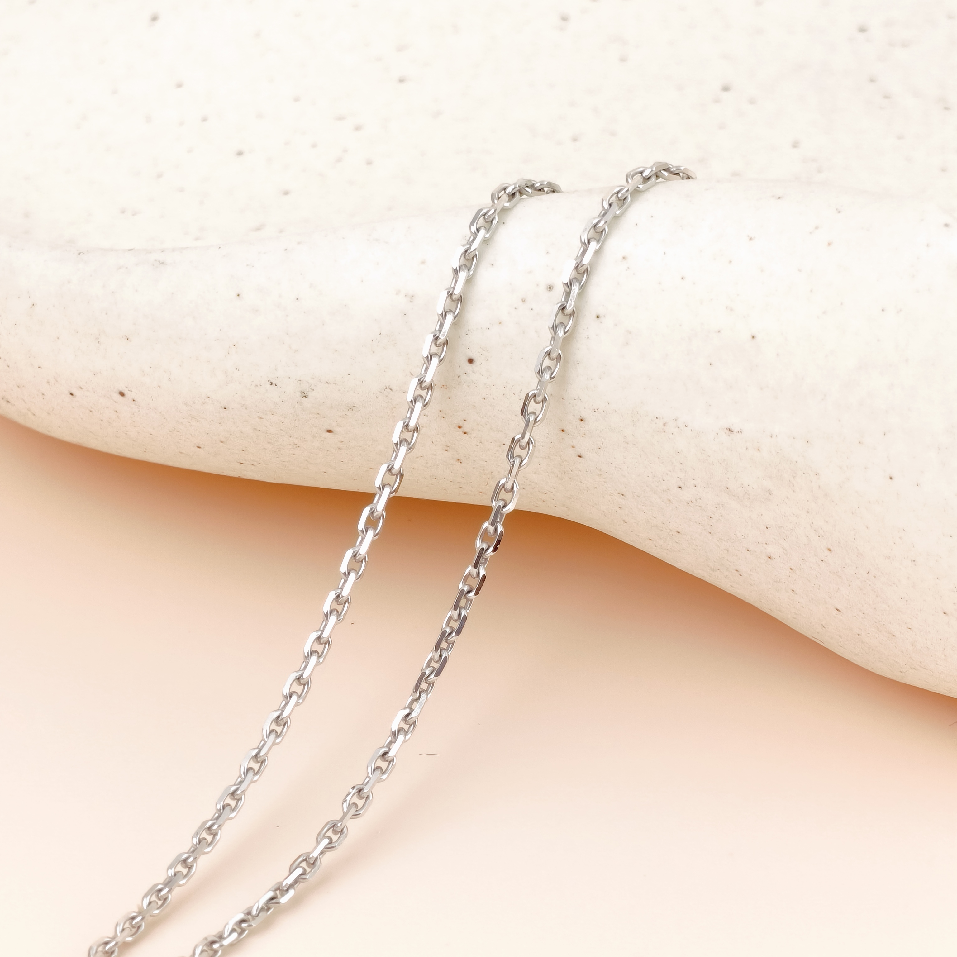 Van Cleef & Arpels Necklace Alhambra White Gold18KW hite Gold Diamond Vintage Small42cm — cover view 3 of 14