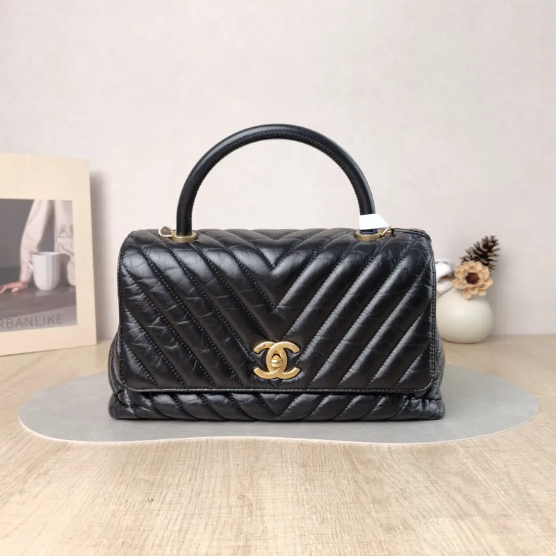 Chanel Top Handle Bag Coco Handle​ v Black Waxed Leather Calfskin Medium 29 × 12 × 18 cm 26