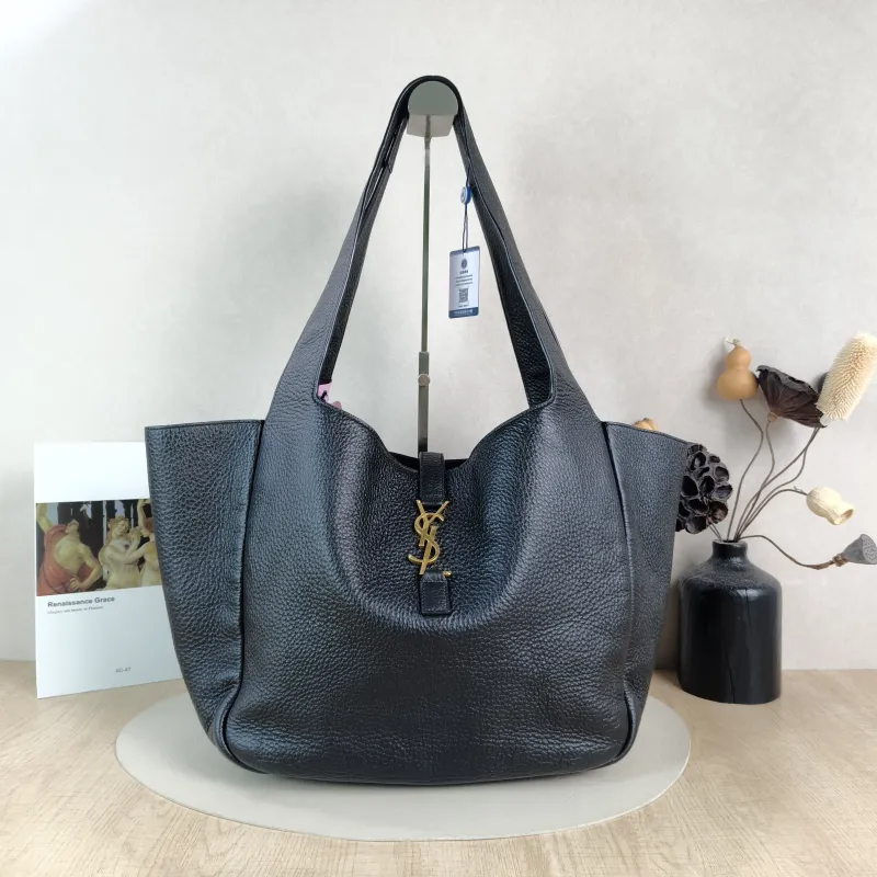 SAINT LAURENT Shoulder Bag LE 5 À 7 BEA Black One Size 50 × 18 × 28 cm