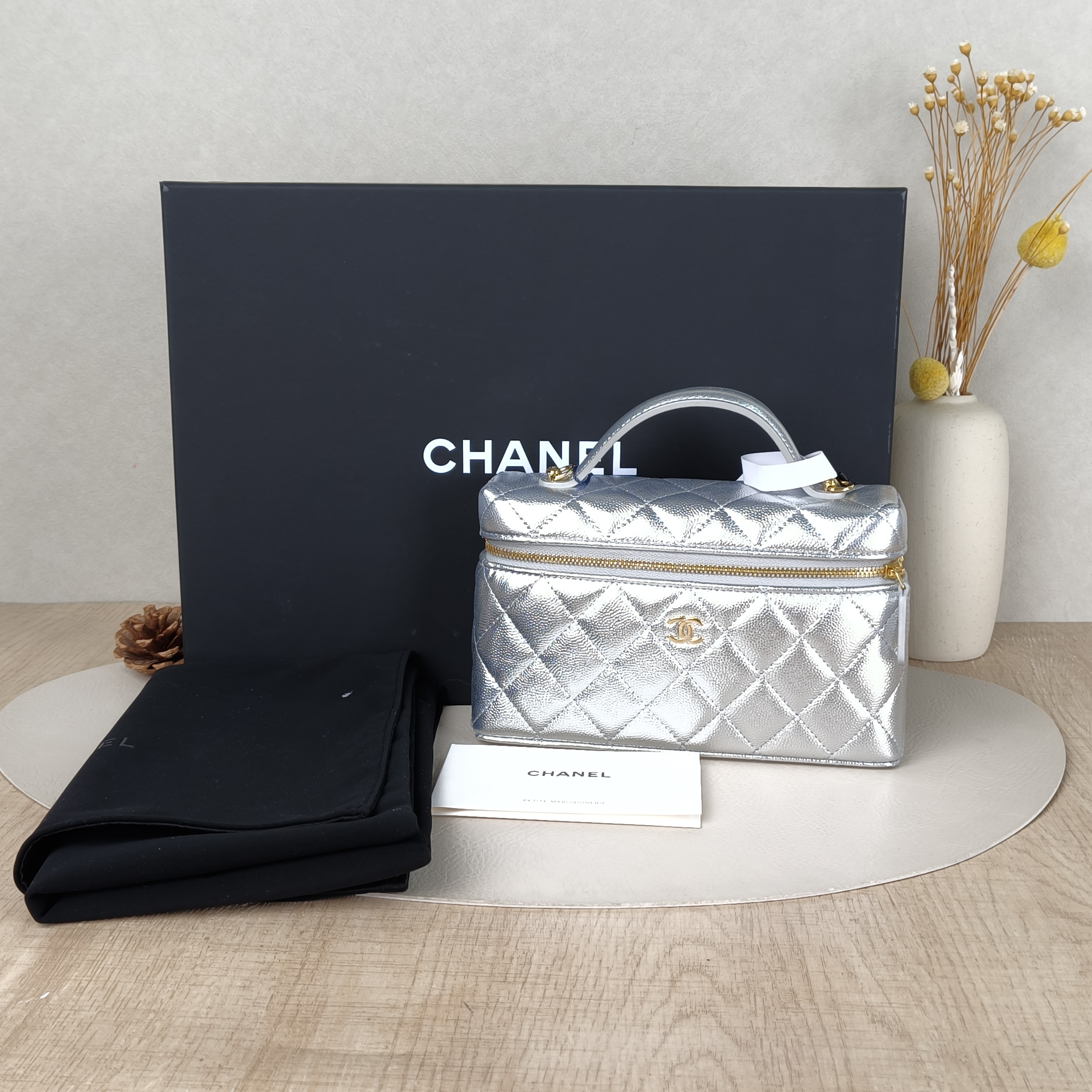 Chanel Crossbody Baglp Box Bag Top Handle Crossbody Bag Silver Calfskin One Size19.5 × 5 × 17 cm — cover view 6 of 6