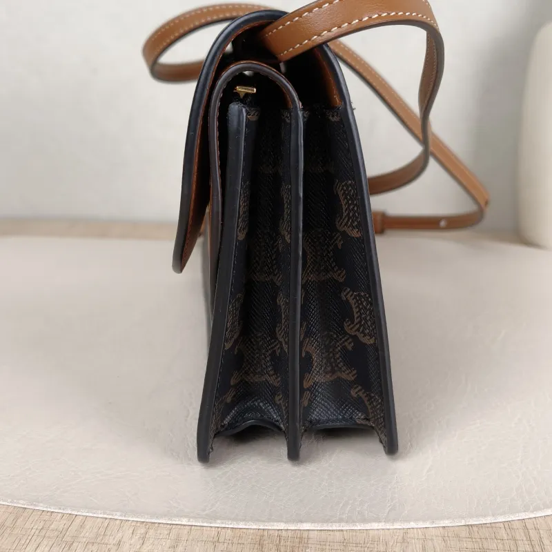 CELINE Crossbody Bag TRIOMPHE Clutchwoc Monogram PVC 20 × 6 × 12 cm — detail view 5 of 11