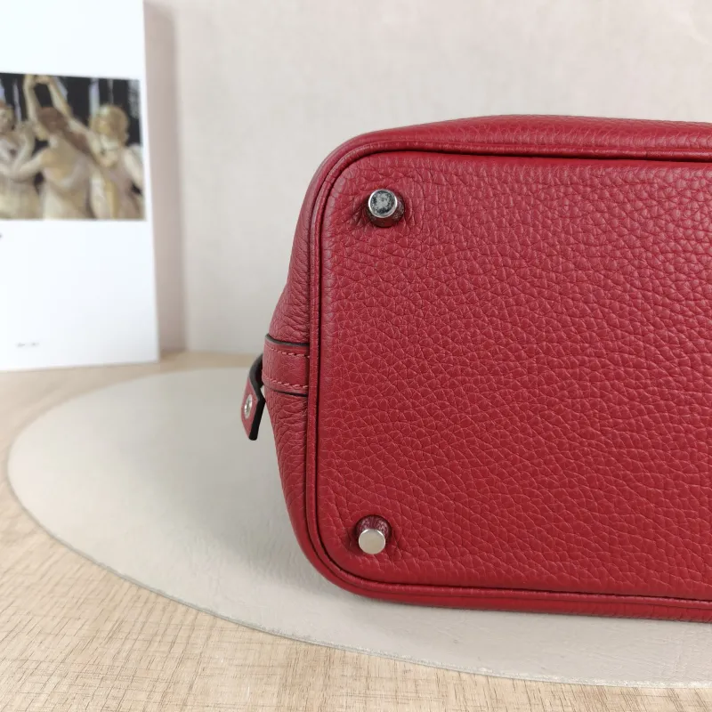 Hermès Top Handle Bag Picotin Lock 18 18 K1 TC Calfskin Small 18 × 13 × 18 cm A — detail view 3 of 9