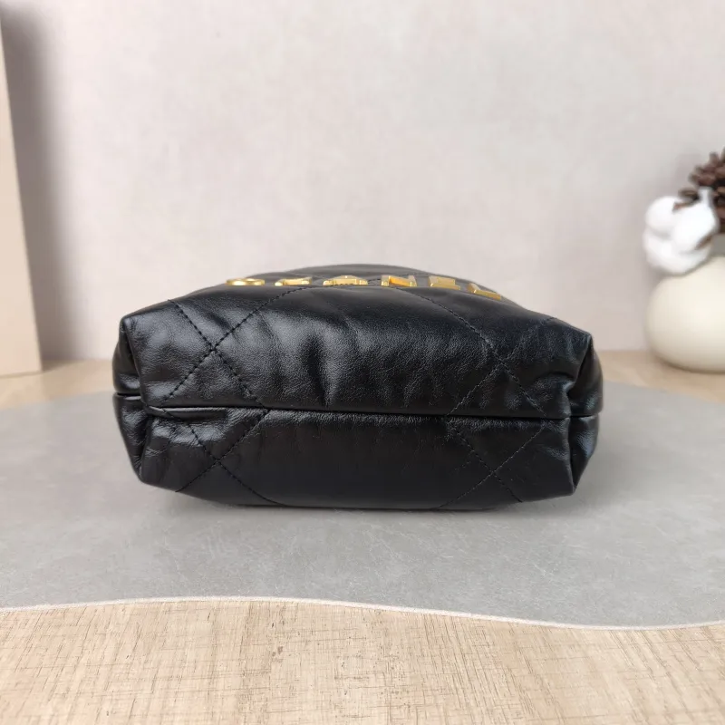 Chanel Shoulder Bag 22Bag Black CC alfskin Mini 20 × 6 × 19 cm — cover view 2 of 5