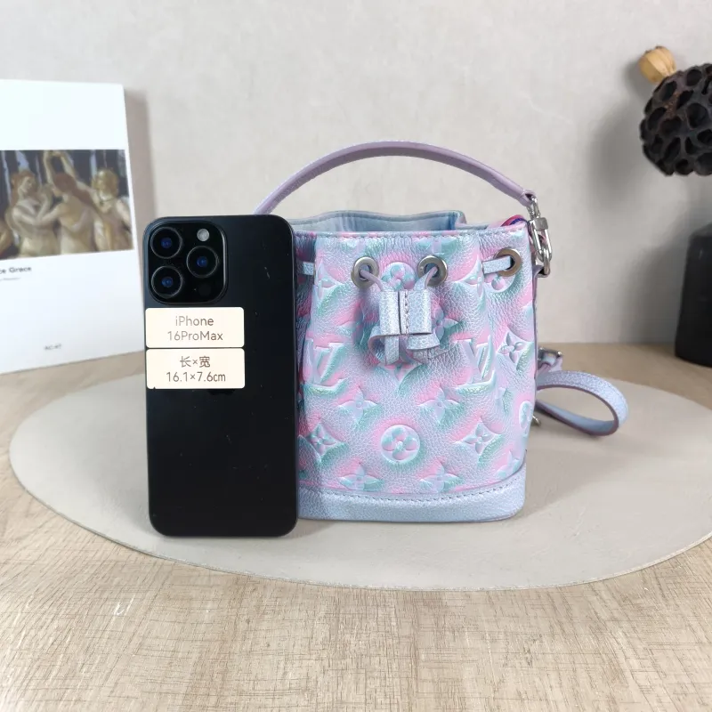 Louis Vuitton Shoulder Bag NANO NOÉ Bucket Bag Nano Collection Calfskin nano 13 × 10 × 16 cm — cover view 2 of 6