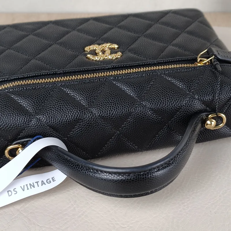 Chanel Crossbody Bag lp Vanity Case Bag Black Calfskin One Size 19.5 × 5 × 17 cm — detail view 9 of 15