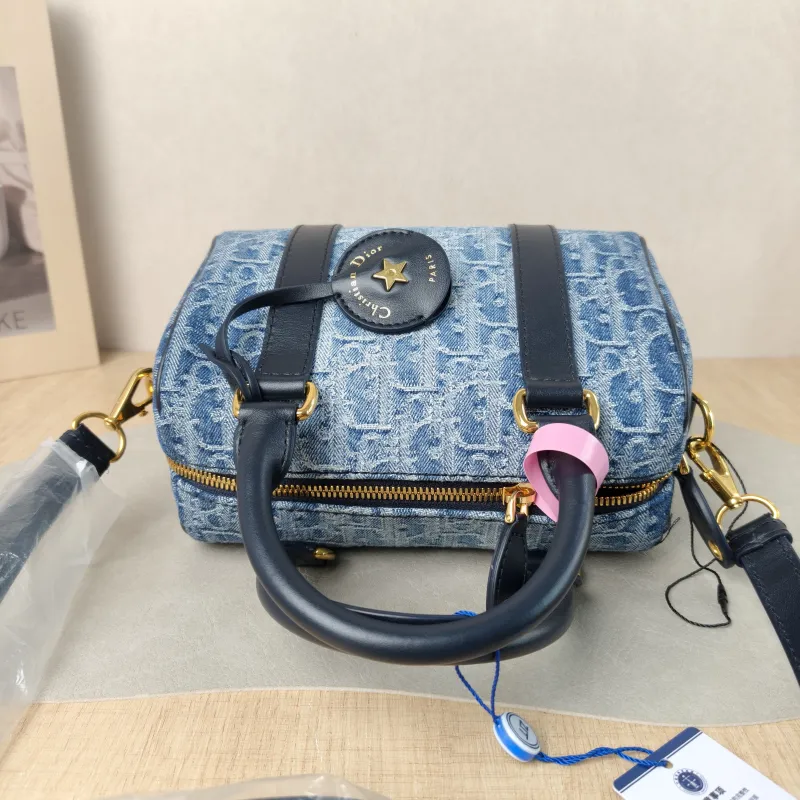 DIOR Crossbody Bag Groove 20 Top Handle Bag Blue Small 20.5 × 12 × 13.5 cm — detail view 12 of 13