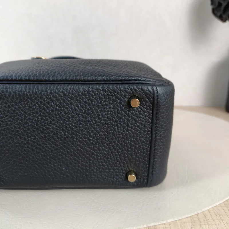 Hermès Shoulder Bag Lindy Mini 19 Black Taurillon Clemence TC Calfskin Mini 19 × 9 × 13 cm G — detail view 1 of 11
