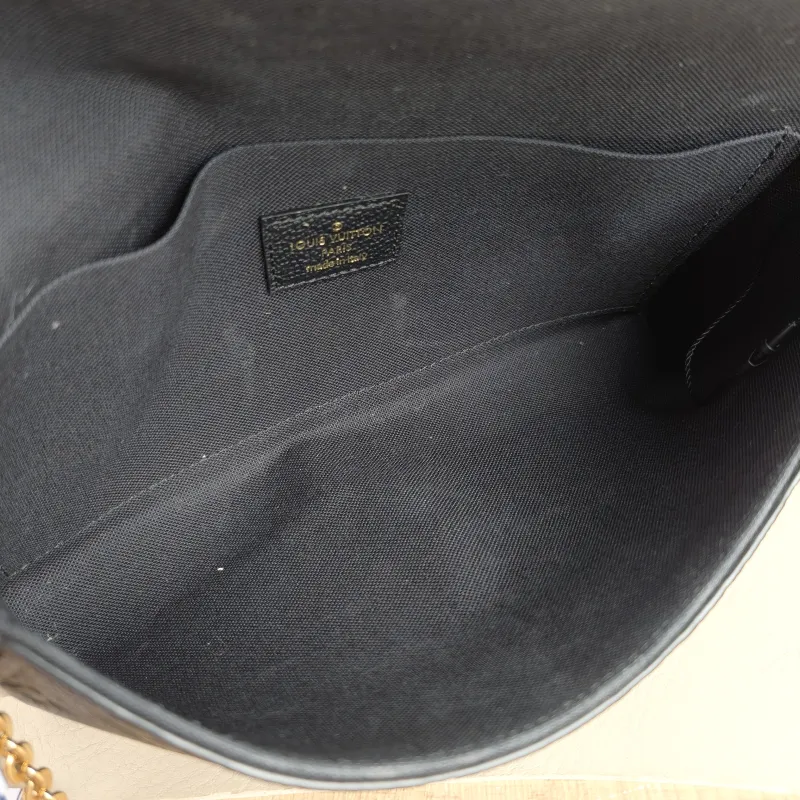 Louis Vuitton Crossbody Bag Pochette Félicie Black Calfskin Small 21 × 3 × 12 cm — detail view 7 of 14