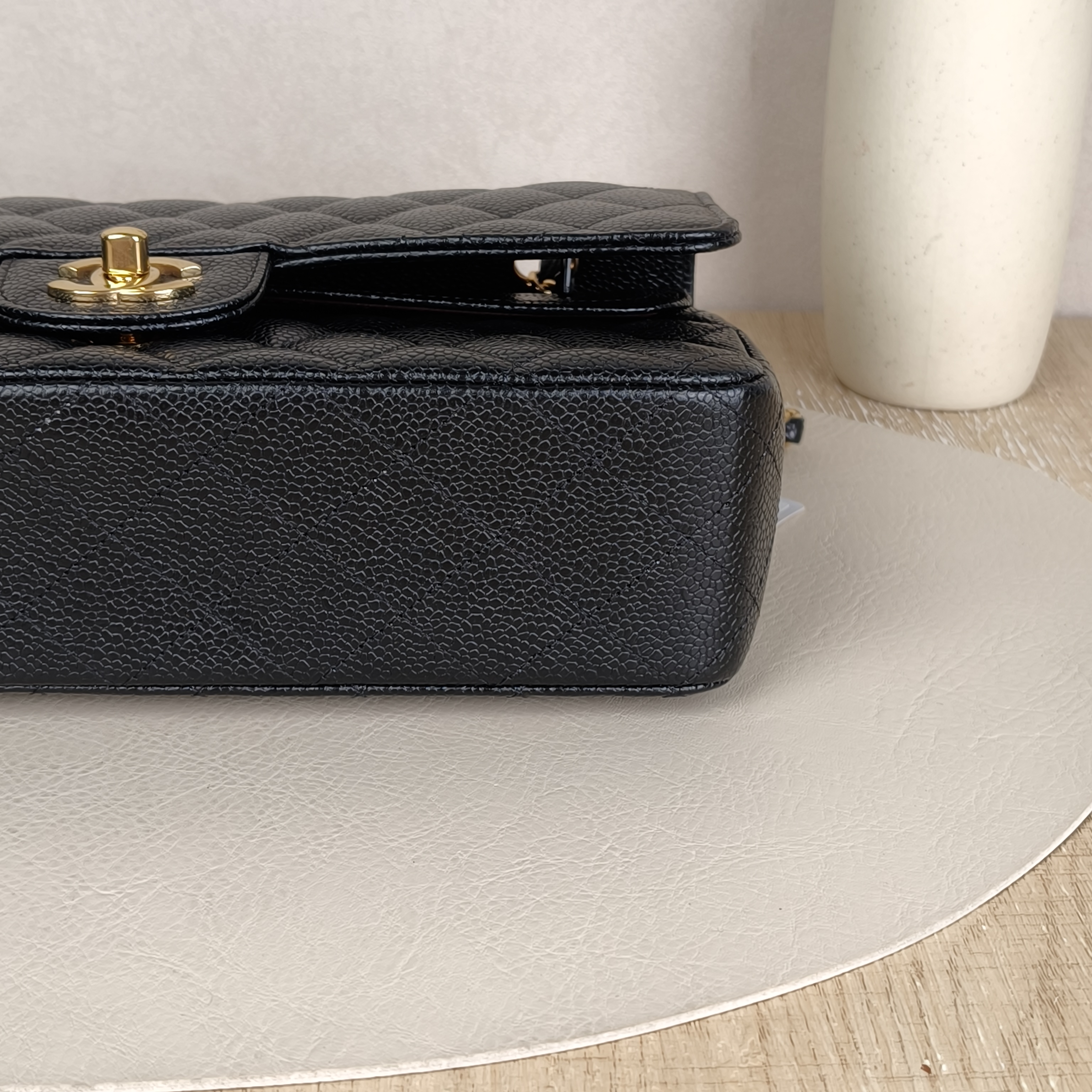 Chanel Crossbody Bag Classic Flap CF Black Grained Calfskin Medium25.5 × 6.5 × 15.5 cm — cover view 4 of 8