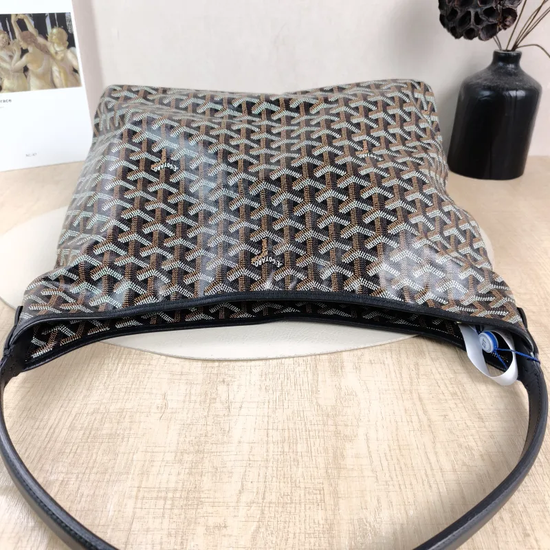 GOYARD Shoulder Bag Boheme Hobo​ Black ine Canvas Small 43 × 14 × 27 cm — detail view 4 of 15