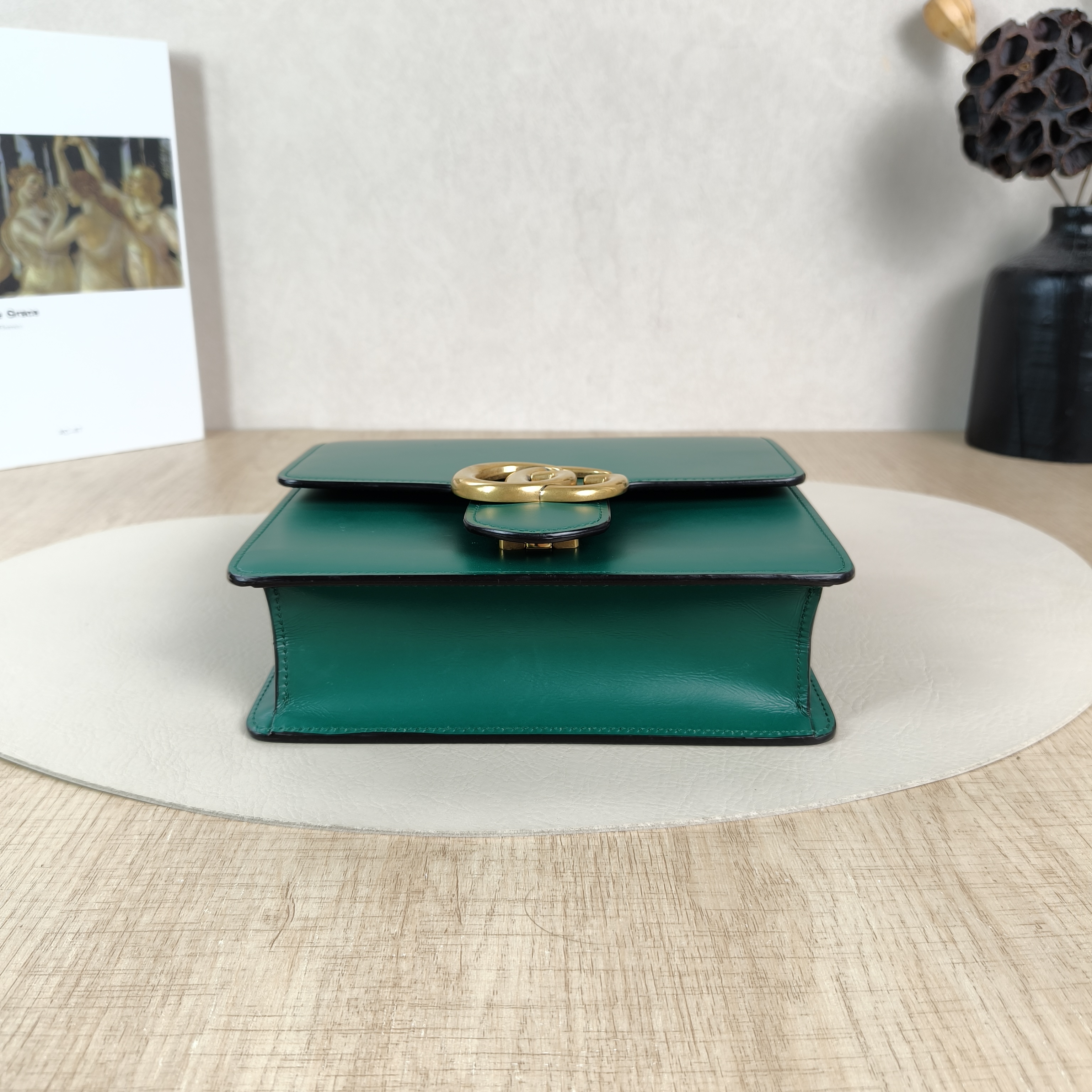 GUCCI Crossbody Bag Marmont Collection Crossbody Bag Green Calfskin One Size19 × 6 × 16 cm — cover view 5 of 5