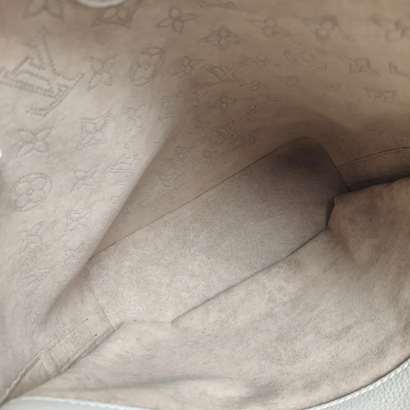 Louis Vuitton Shoulder Bag Flore Bucket Bag Grey Calfskin One Size 28 × 10 × 27 cm — detail view 9 of 10