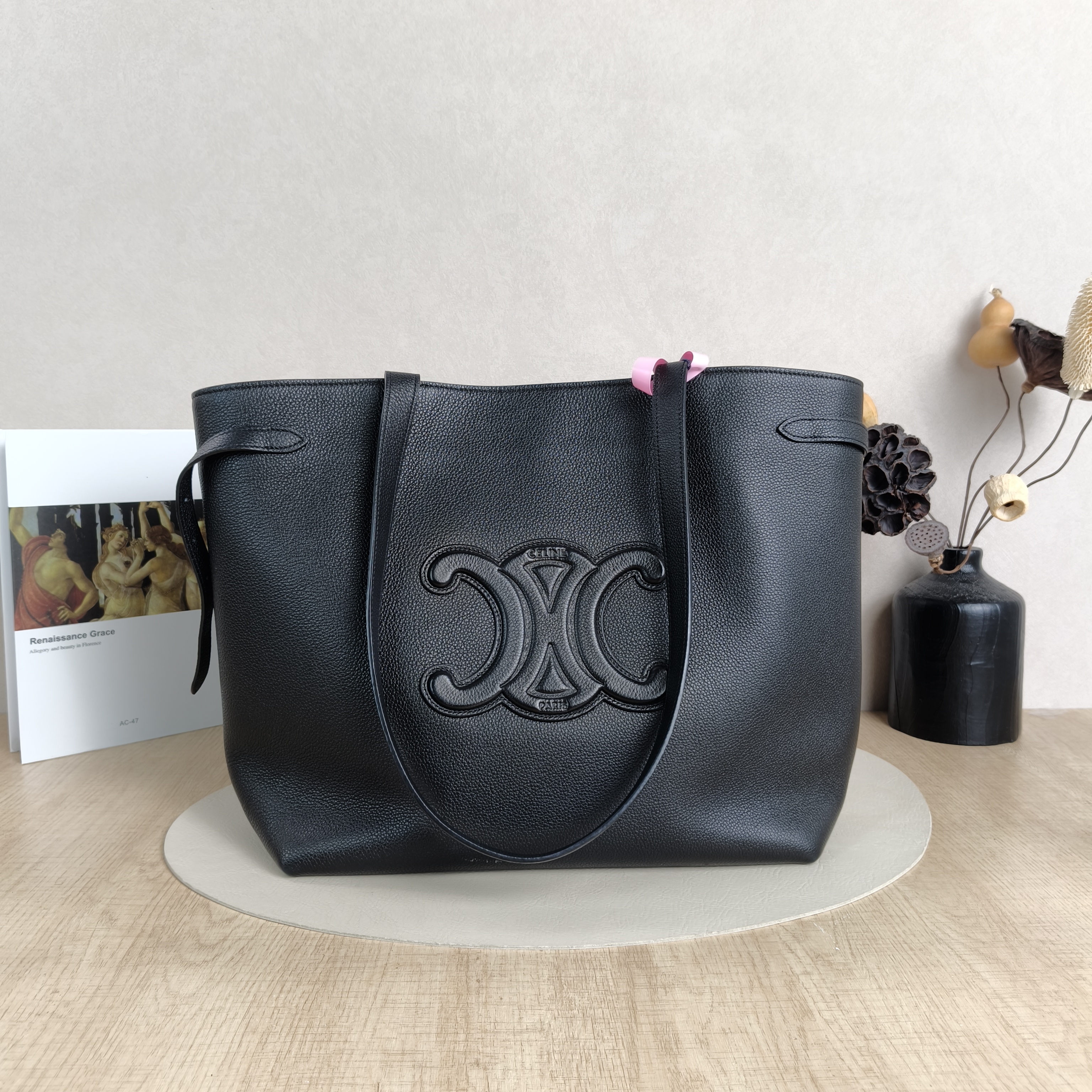 CELINE Shoulder Bag Tote Bag Black Calfskin One Size30 × 14 × 28.5 cm