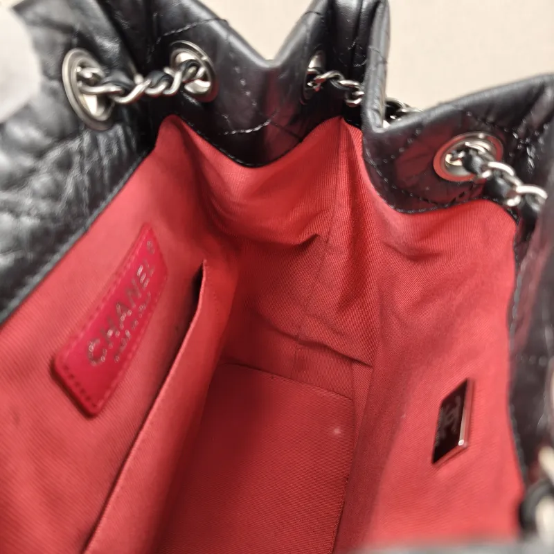 Chanel Backpack Gabrielle Backpack Black CC alfskin22.5 × 10.5 × 23 cm — detail view 14 of 17