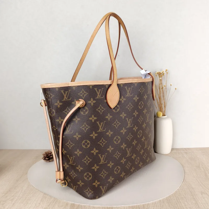 Louis Vuitton Shoulder Bag Neverfull Monogram PVC Medium 31 × 14 × 28 cm — cover view 4 of 5