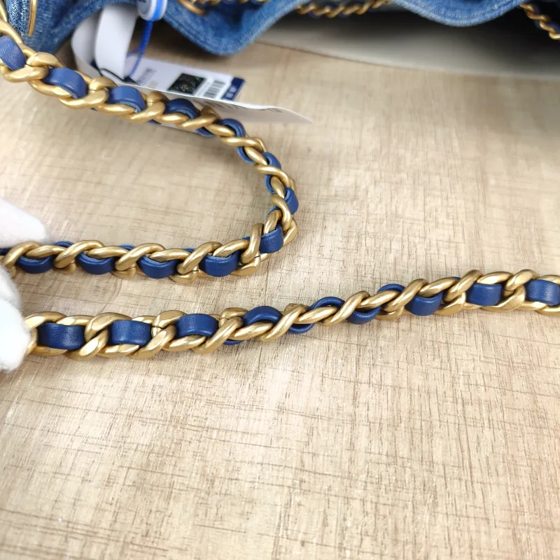 Chanel Crossbody Bag 25Bag Blue Mini 22 × 12.5 × 20 cm — detail view 7 of 11
