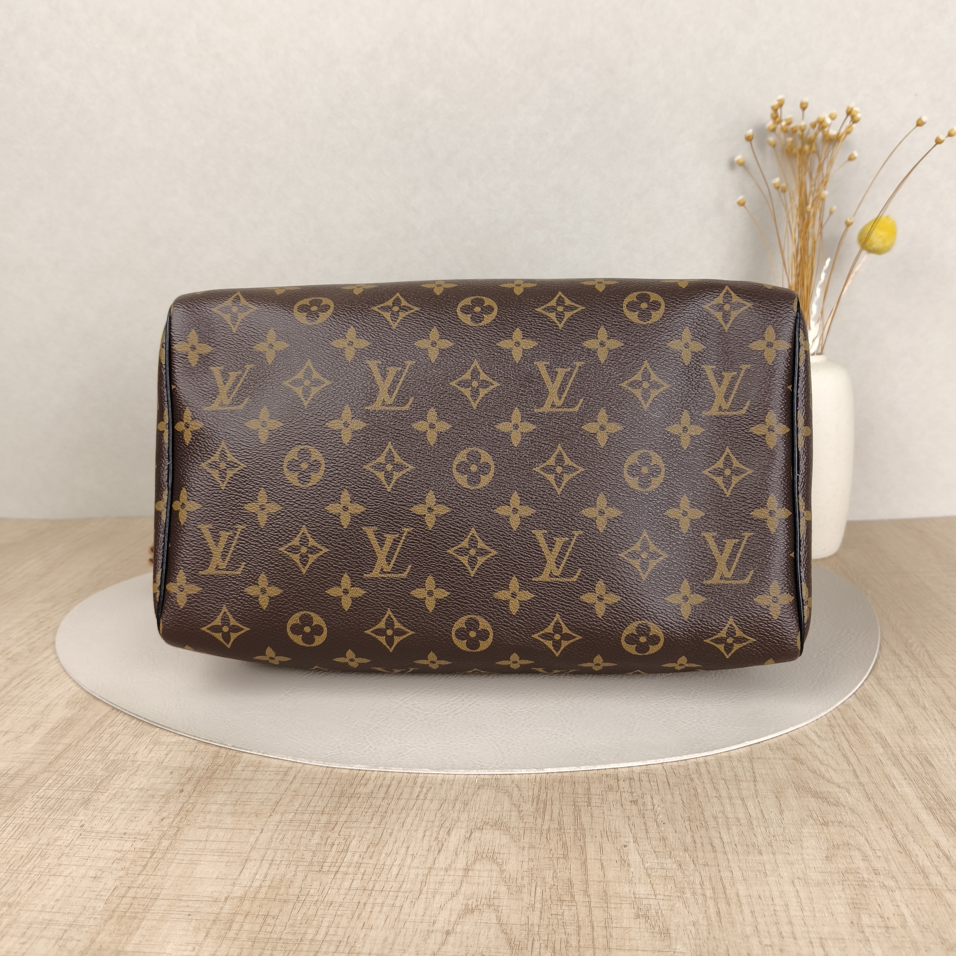 Louis Vuitton Shoulder Bag Speedy Soft 30 — cover view 7 of 9