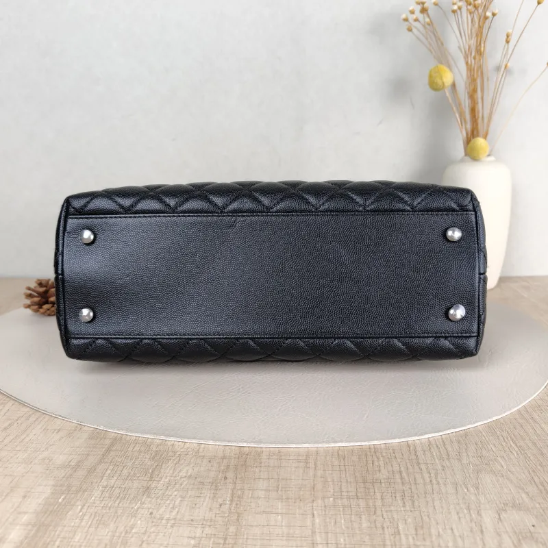 Chanel Top Handle Bag Coco Handle​ Black Grained Calfskin Medium 29 × 12 × 18 cm 23 — cover view 2 of 5