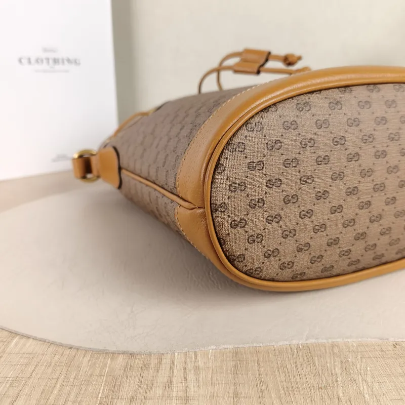 GUCCI &Disney Edition Crossbody Bag Brown PVC One Size24 × 12 × 26 cm — detail view 4 of 10