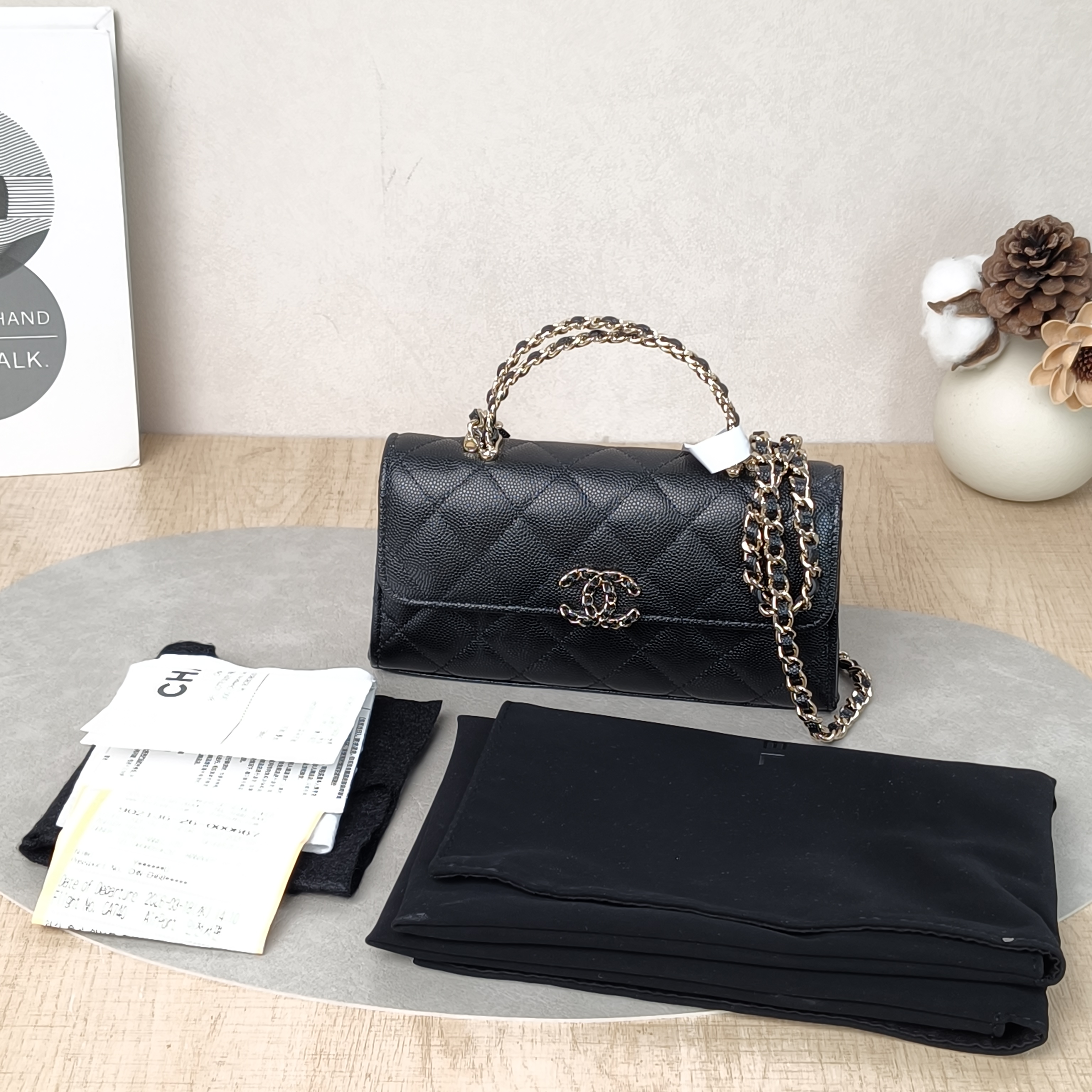 Chanel Crossbody Bag kelly Black Grained Calfskin18 × 4.5 × 10 cm — cover view 5 of 6