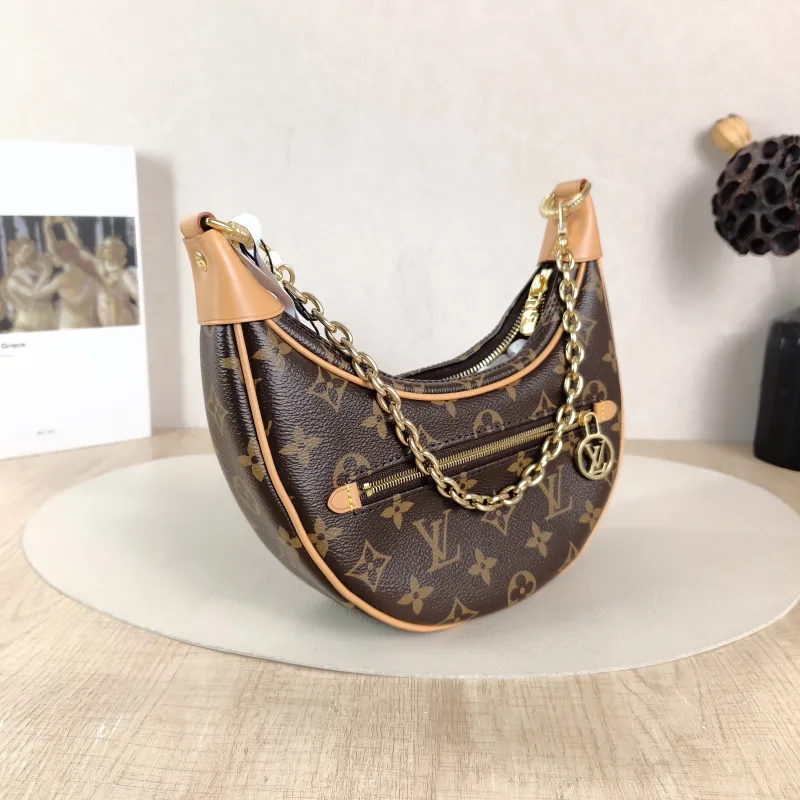 Louis Vuitton Crossbody Bag Loop Monogram PVC Small 23 × 6 × 13 cm — cover view 4 of 6