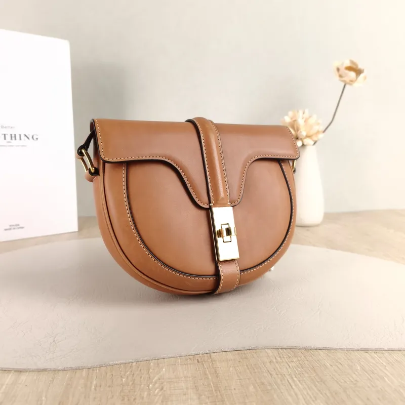 CELINE Crossbody Bag Besace 16 Caramel Calfskin Small 19 × 6 × 17 cm — cover view 3 of 5