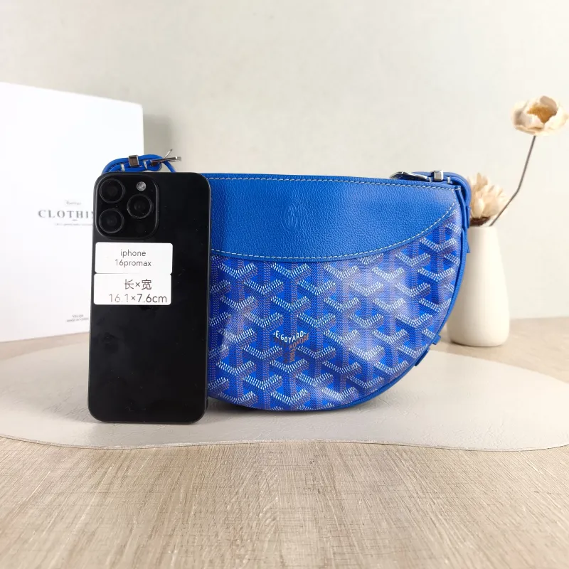 GOYARD Crossbody Bag Hirondelle Blue PVC One Size 25 × 6 × 17 cm — cover view 2 of 5