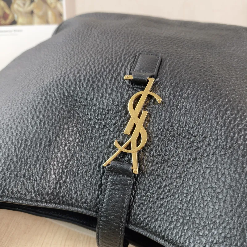SAINT LAURENT Shoulder Bag LE 5 À 7 BEA Black One Size 50 × 18 × 28 cm — detail view 3 of 12
