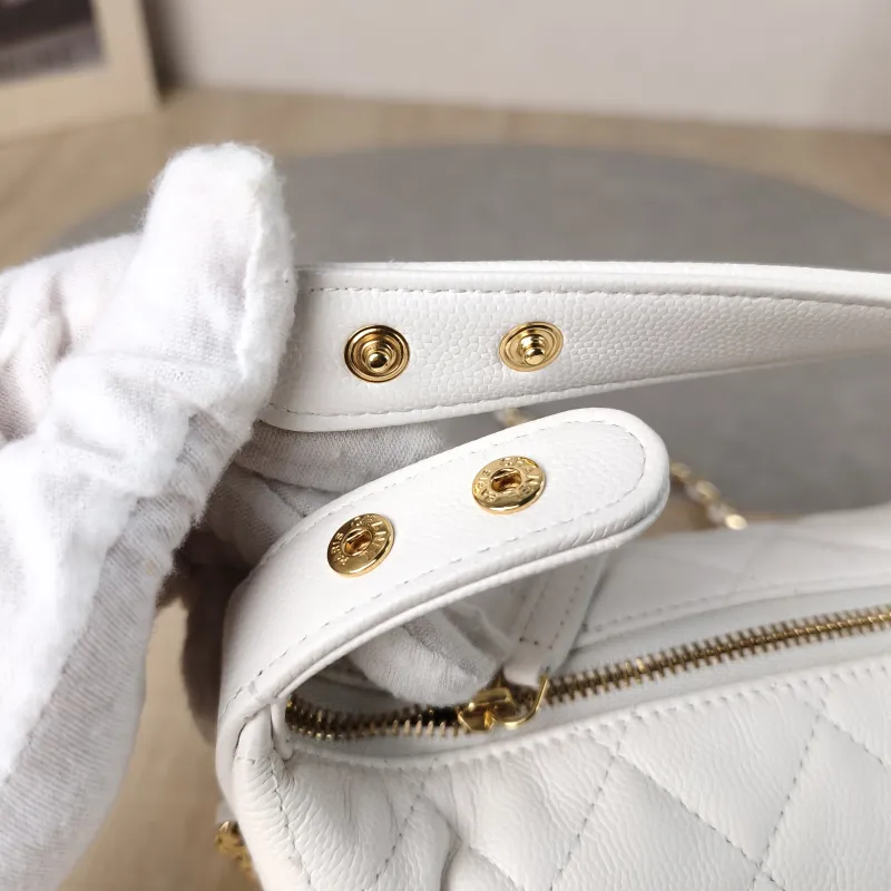 Chanel Crossbody Bag Crossbody Bag White Gold-Tone Hardware Grained Calfskin One Size 21.5 × 7.5 × 19 cm — detail view 9 of 13