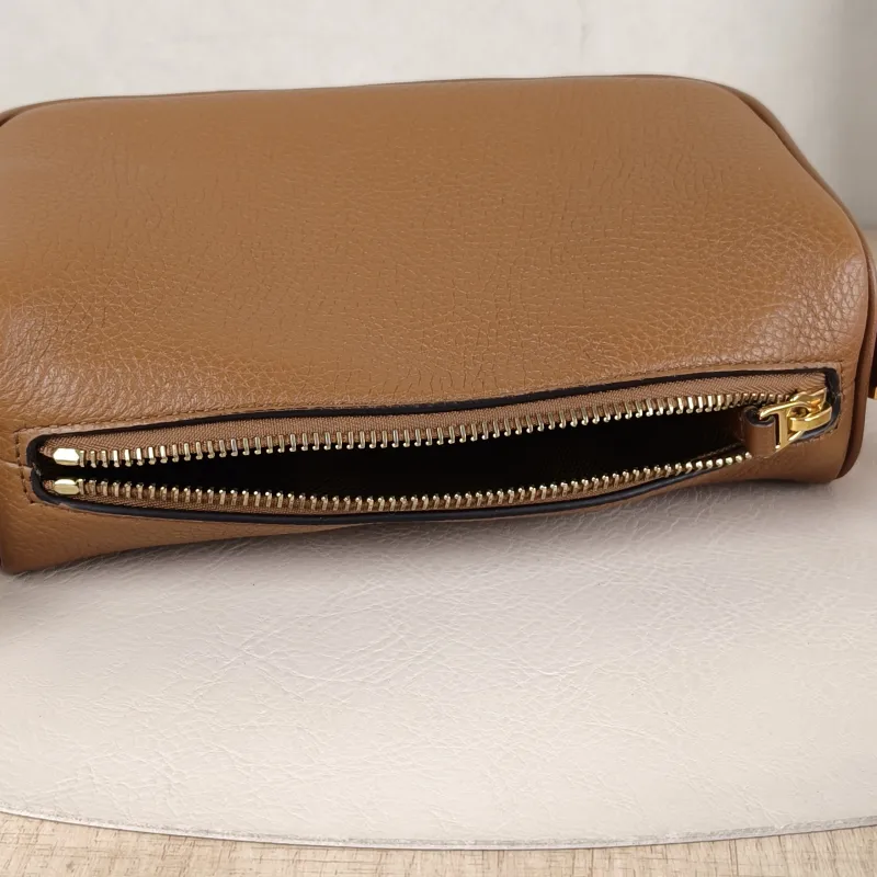 GUCCI Shoulder Bag Half Horsebit Horsebit Shoulder Bag Brown Calfskinmini19 × 9 × 9.5 cm — detail view 8 of 9