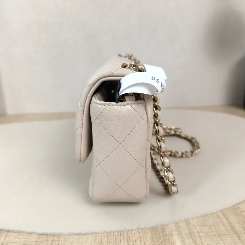 Chanel Crossbody Bag Classic Flap Large Mini CF Mini Collection Crossbody Bag Pink Lambskinmini18 × 5 × 12 cm — detail view 12 of 13