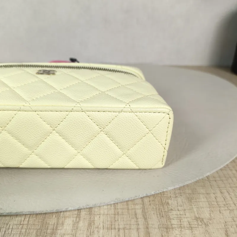 Chanel Crossbody Bag lp Box Bag Top Handle Crossbody Bag Yellow Grained Calfskin 19.5 × 5 × 12 cm — detail view 13 of 13