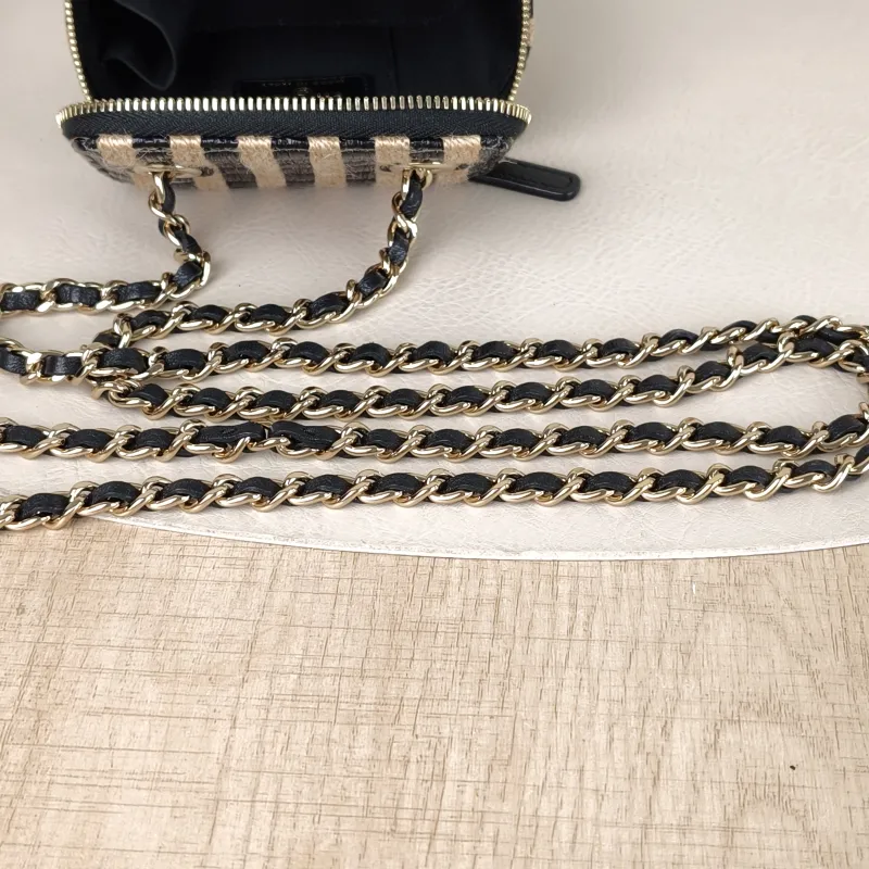Chanel Crossbody Bag Edition Black Wovenmini11 × 7 × 9 cm — detail view 12 of 14