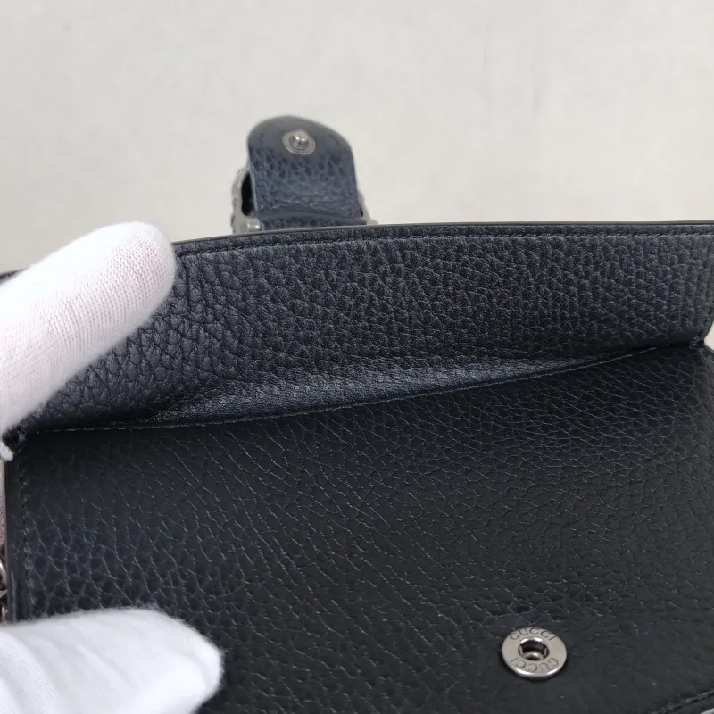 GUCCI Crossbody Bag Dionysus Black Calfskin Mini 16.5 × 4.5 × 10 cm — detail view 5 of 13