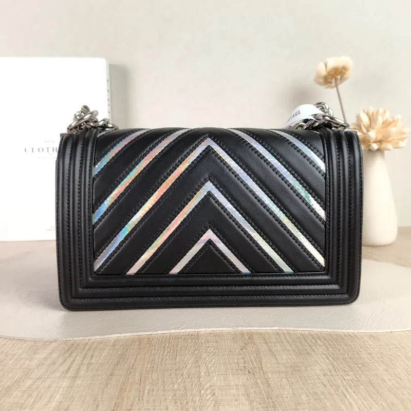Chanel Crossbody Bagv leboy Black Lambskin Medium25 × 9 × 15 cm — cover view 2 of 5