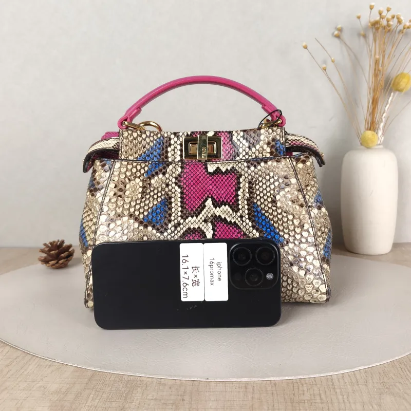 FENDI Crossbody Bagpeekaboo Crossbody Bag mini23 × 11 × 17 cm — cover view 3 of 5